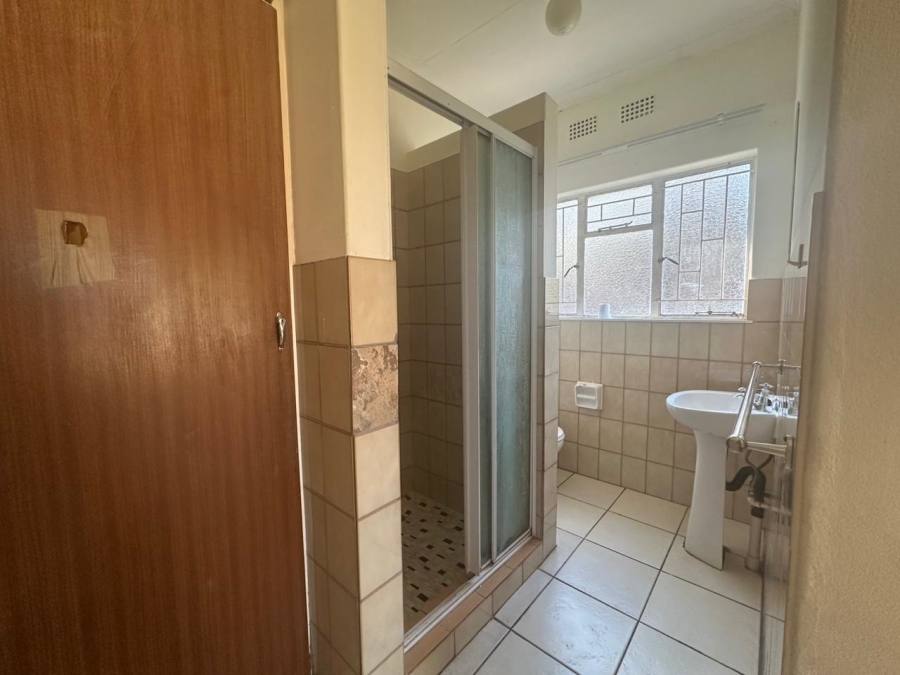To Let 3 Bedroom Property for Rent in Geelhoutpark North West